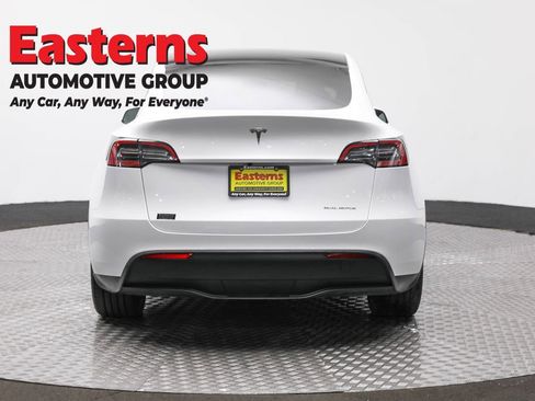 Used 2023 Tesla Model Y Long Range image 6