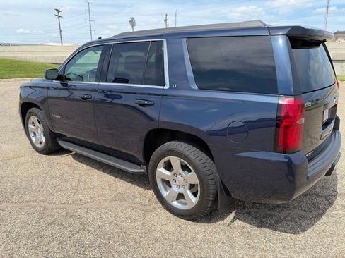 Used 2017 Chevrolet Tahoe LT AWD/4WD image 4