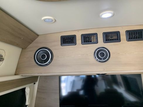 Used 2022 Mercedes-Benz Sprinter 3500 image 37