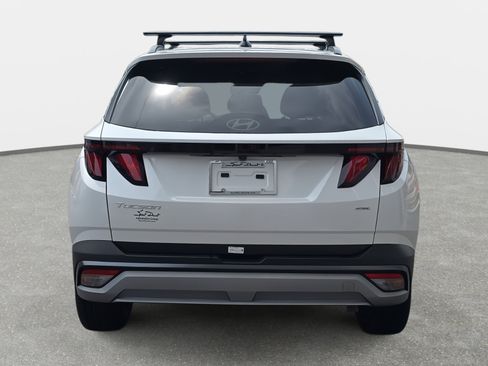 Certified 2025 Hyundai Tucson SEL AWD/4WD image 6