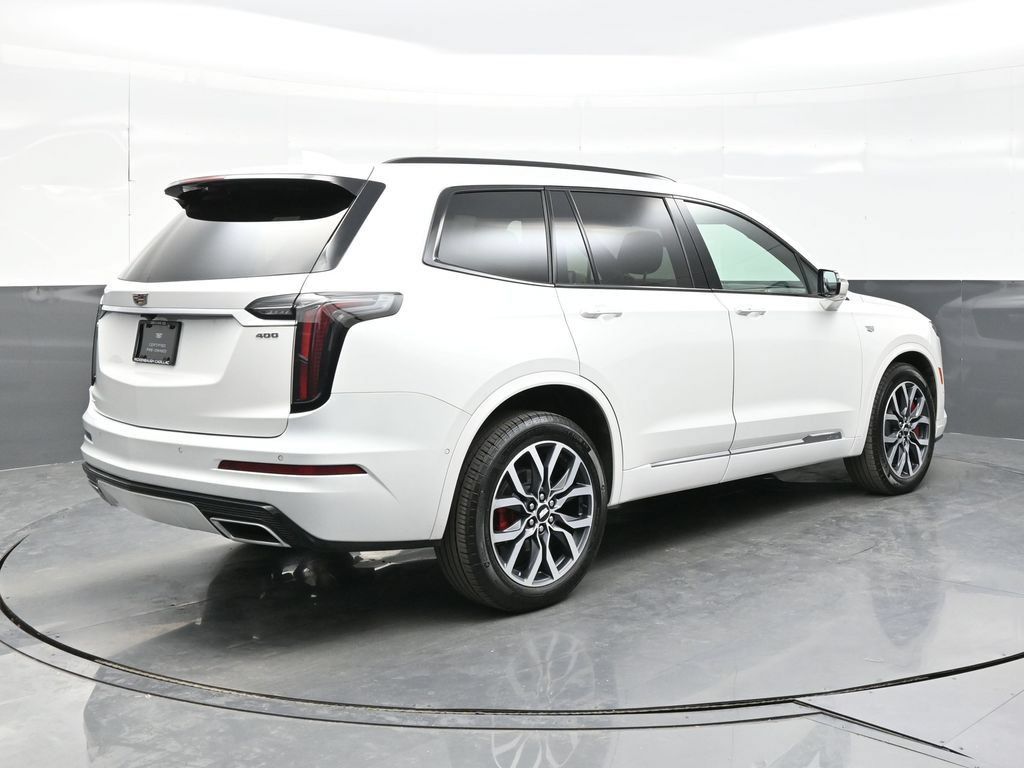 Used 2025 Cadillac XT6 Sport w/ Platinum Package AWD/4WD image 7