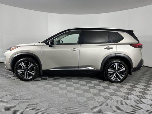 Used 2021 Nissan Rogue Platinum FWD image 5