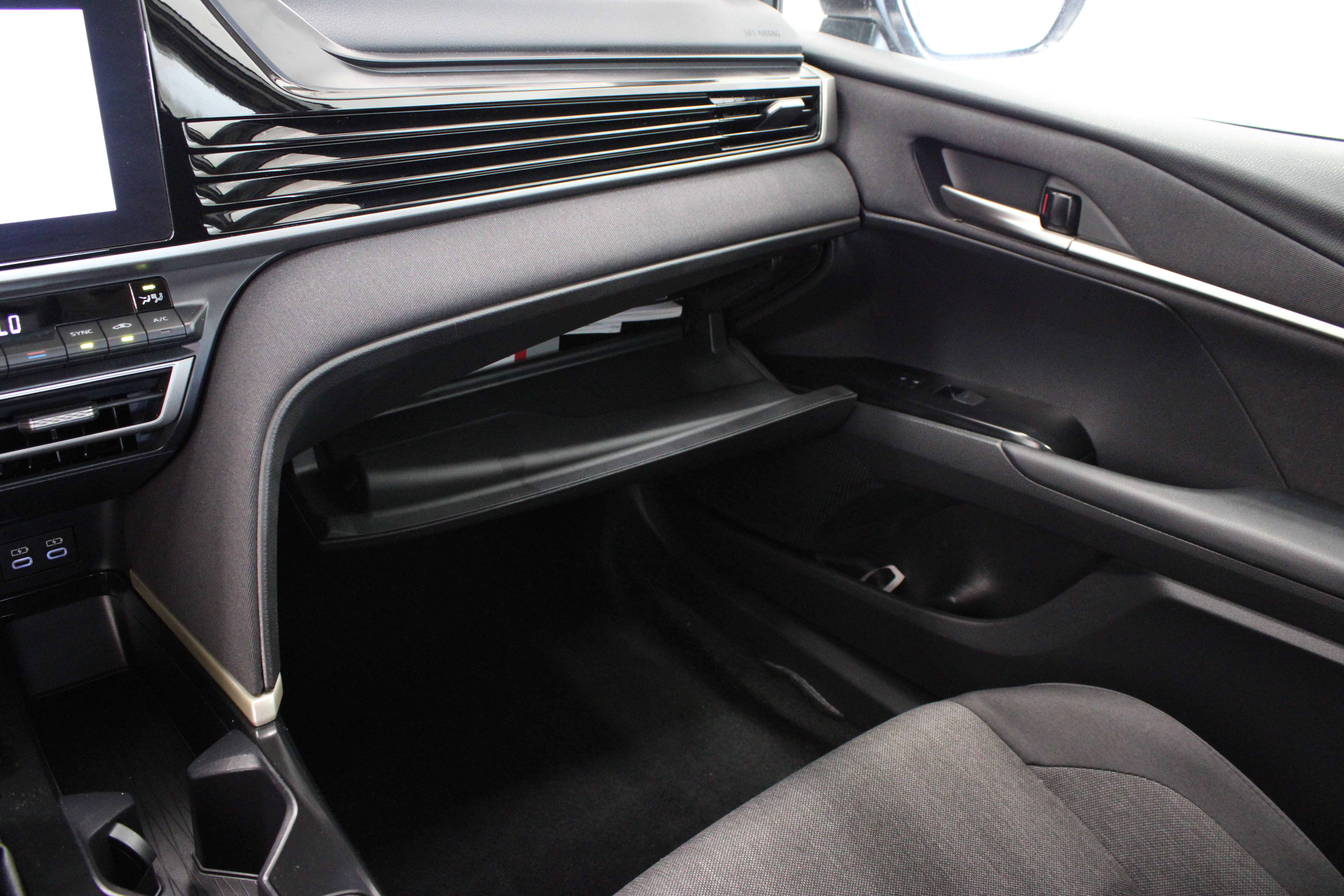 Certified 2026 Toyota Camry LE FWD image 22