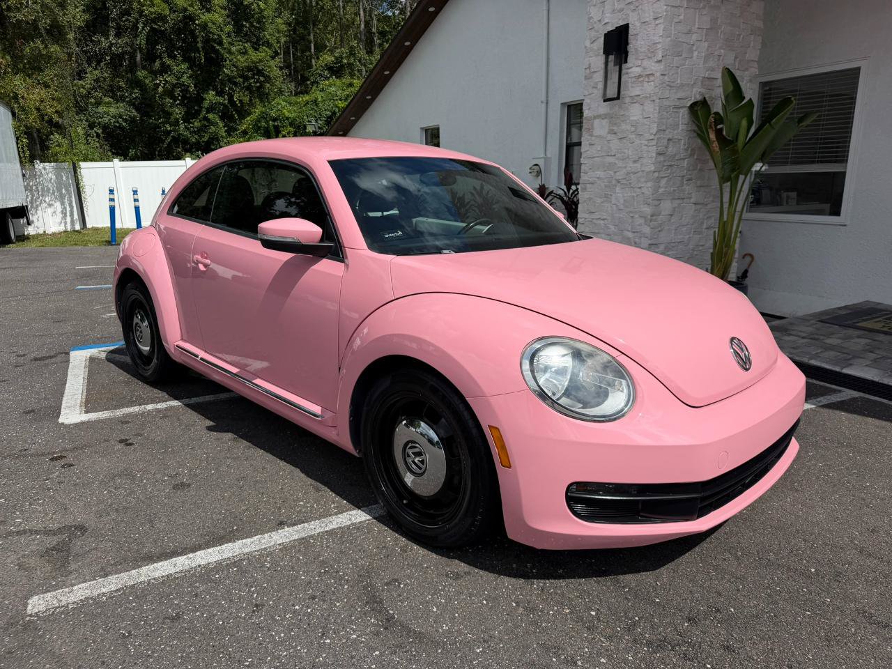Used 2013 Volkswagen Beetle 2.5 FWD image 17