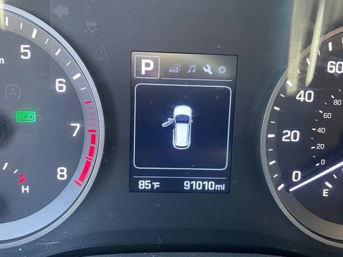 Used 2017 Hyundai Tucson SE w/ SE Popular Package 02 AWD/4WD image 8