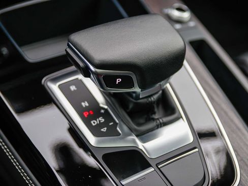 Certified 2024 Audi Q5 2.0T Premium Plus w/ Premium Plus Package image 26