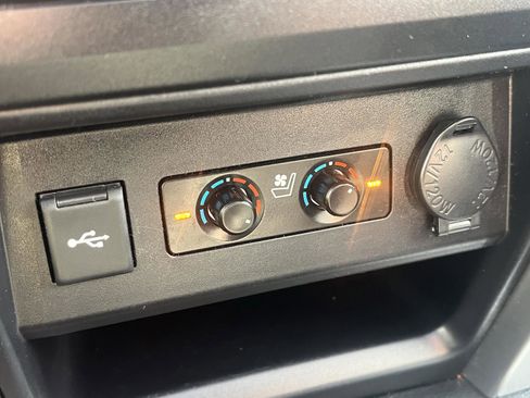 Used 2020 Toyota 4Runner Limited image 21