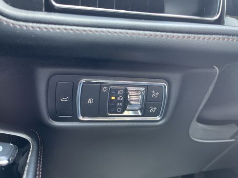 Used 2024 Lincoln Aviator Reserve w/ Equipment Group 201A AWD/4WD image 21