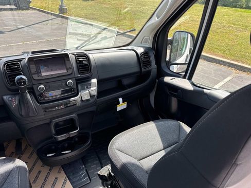 New 2026 RAM ProMaster 1500 w/ Convenience Group FWD image 22