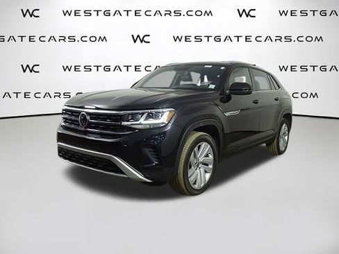Used 2022 Volkswagen Atlas Cross Sport SE image 1