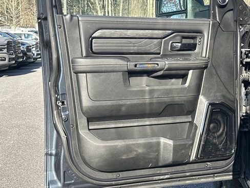 New 2026 RAM 2500 Limited image 10