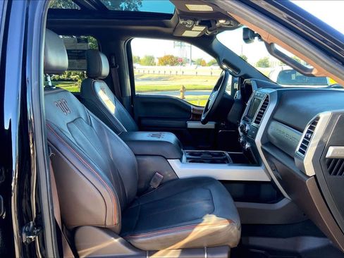 Used 2017 Ford F250 King Ranch w/ King Ranch Ultimate Package image 8