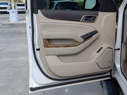 Used 2017 GMC Yukon XL Denali w/ Open Road Package image 8