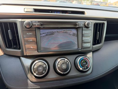 Used 2014 Toyota RAV4 LE FWD image 15