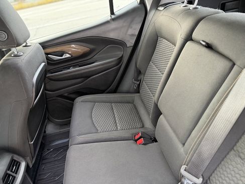 Used 2019 GMC Terrain SLE w/ Driver Convenience Package image 11