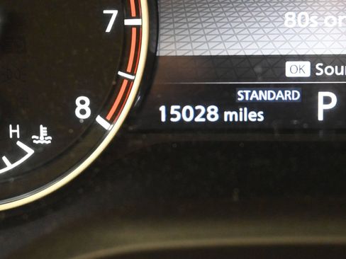 Certified 2024 Nissan Rogue SV w/ SV Premium Package FWD image 17