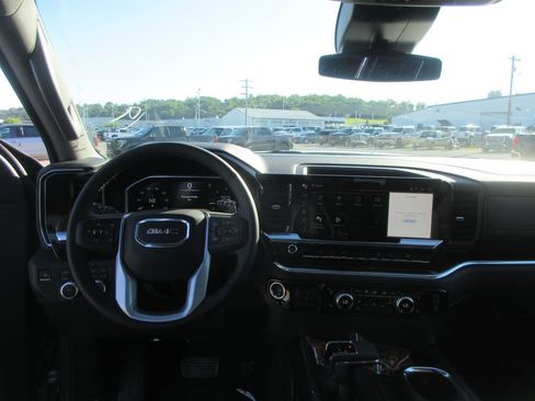 New 2026 GMC Sierra 1500 Elevation w/ Elevation Premium Package AWD/4WD image 18
