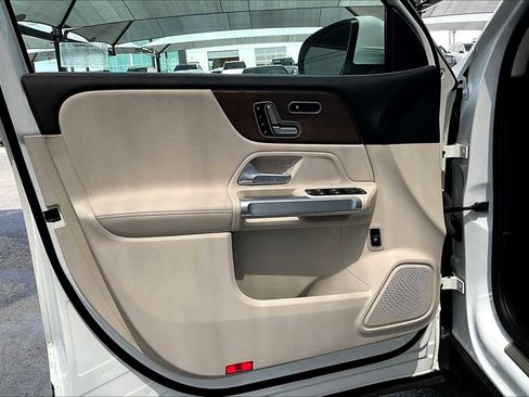 Certified 2023 Mercedes-Benz GLB 250 w/ Premium Package image 21