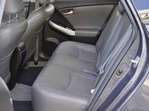 Used 2014 Toyota Prius Three image 12