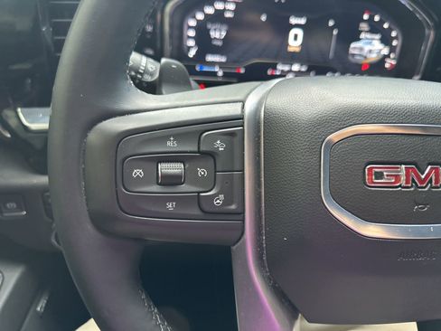 Used 2024 GMC Sierra 1500 Elevation w/ Elevation Premium Package AWD/4WD image 32
