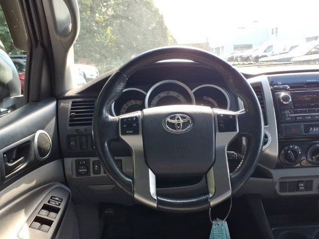 Used 2012 Toyota Tacoma 4x4 Double Cab w/ TRD Sport Pkg image 19
