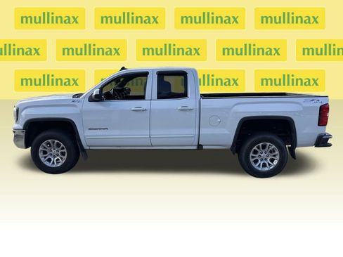 Used 2018 GMC Sierra 1500 SLE w/ SLE Value Package image 11