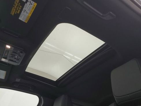 Used 2026 Toyota 4Runner Limited RWD image 18
