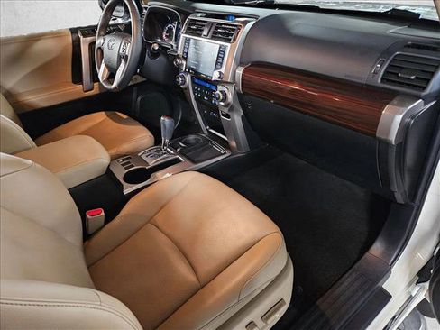 Used 2020 Toyota 4Runner Limited image 21