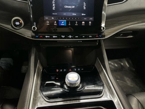 Used 2022 Jeep Wagoneer Series II image 25