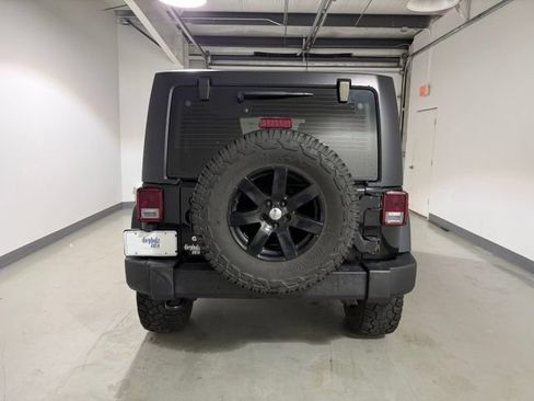 Used 2017 Jeep Wrangler Unlimited Sport w/ Connectivity Group AWD/4WD image 6