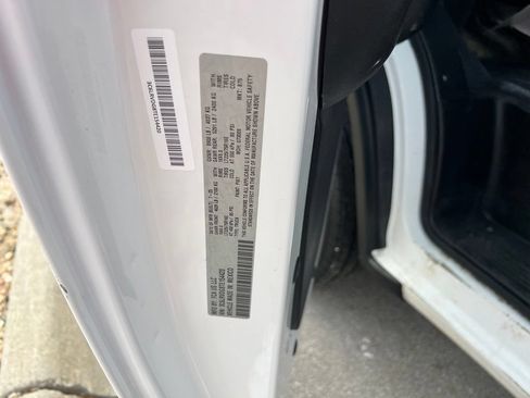 Used 2026 RAM ProMaster 2500 w/ Convenience Group FWD image 16