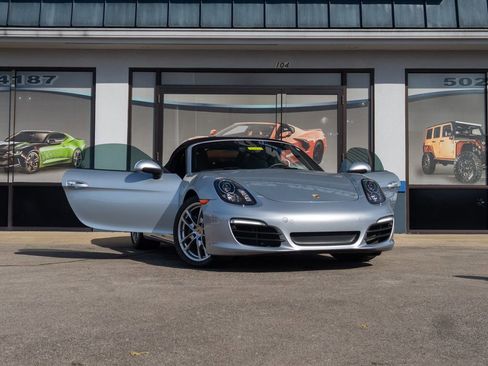Used 2016 Porsche Boxster Base image 11
