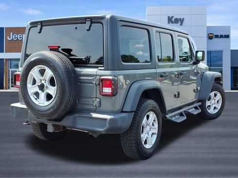 Used 2018 Jeep Wrangler Unlimited Sport S AWD/4WD image 5
