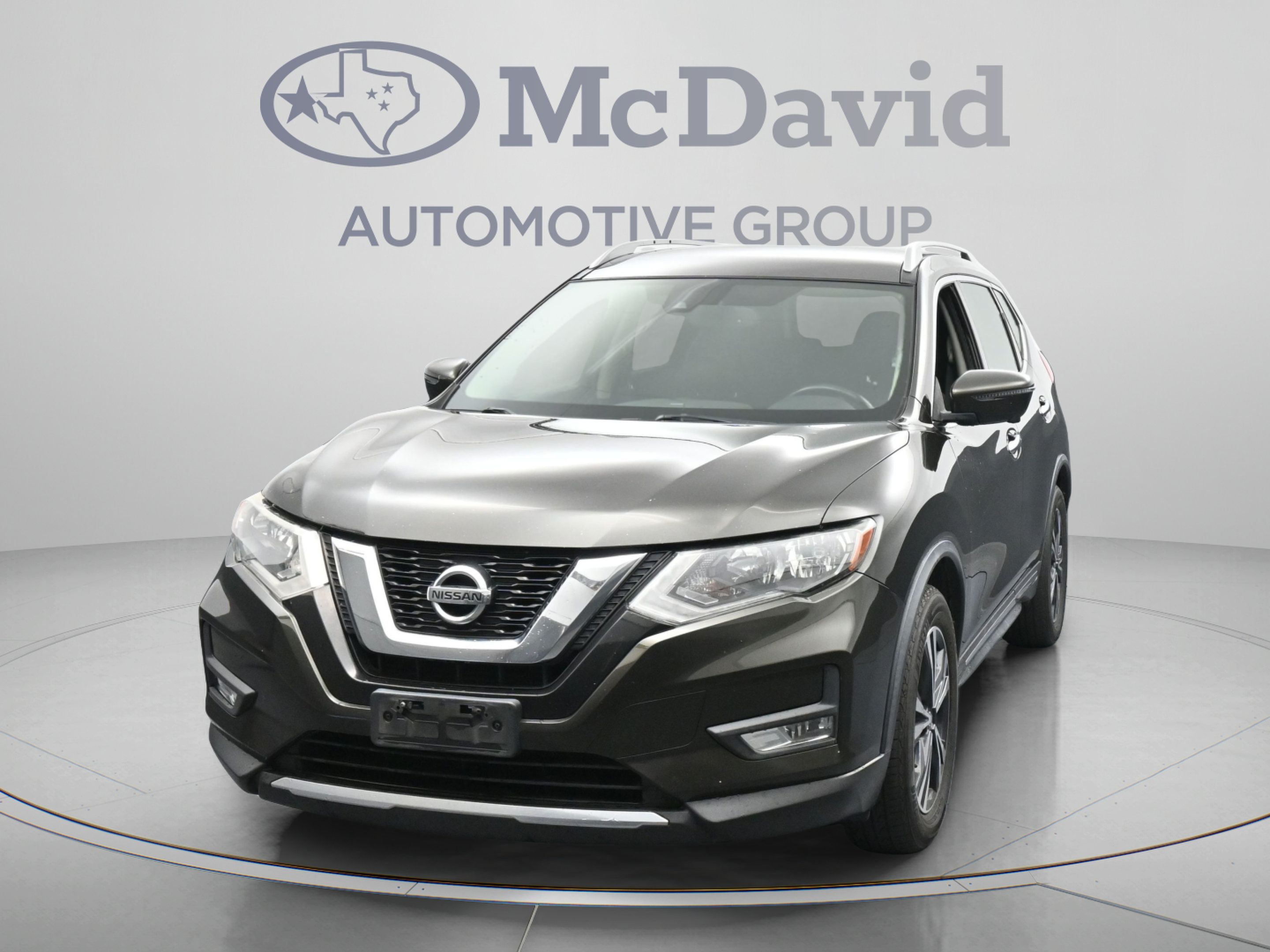 Used 2017 Nissan Rogue SL FWD image 1