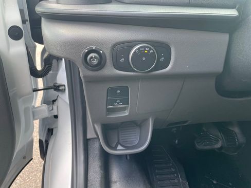 New 2026 Ford Transit 250 148 High Roof RWD image 12