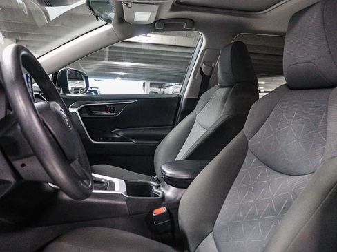 Certified 2022 Toyota RAV4 XLE w/ Convenience Package FWD image 20