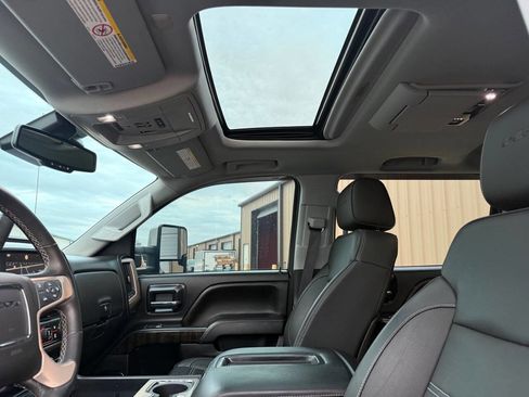 Used 2015 GMC Sierra 3500 Denali w/ Duramax Plus Package image 19