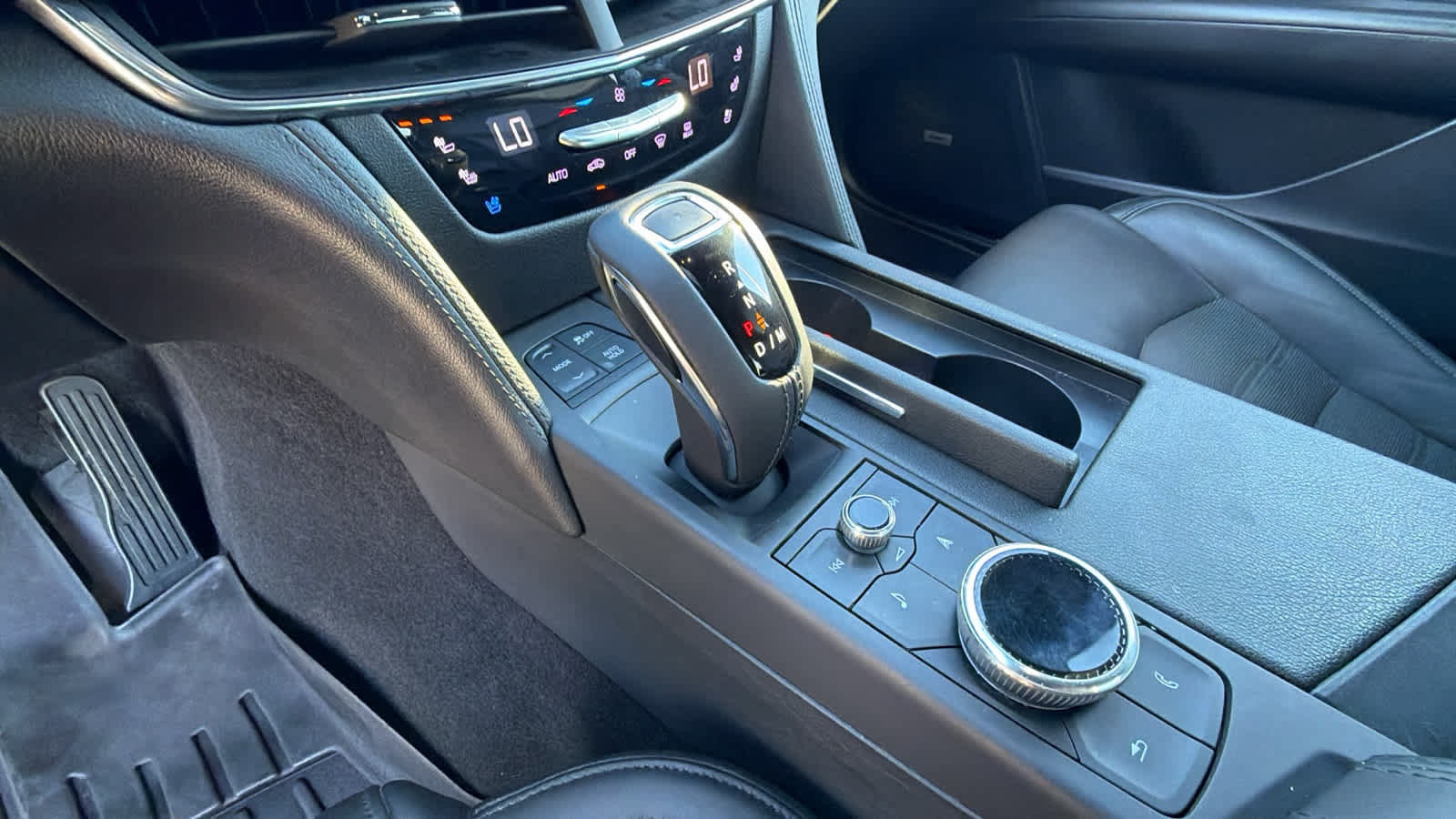 Used 2020 Cadillac CT6 Premium Luxury AWD/4WD image 13