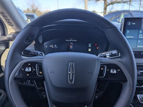 New 2026 Lincoln Corsair Premiere image 24