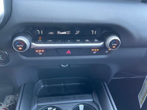 New 2026 MAZDA CX-50 Meridian Edition w/ Weather Package AWD/4WD image 23