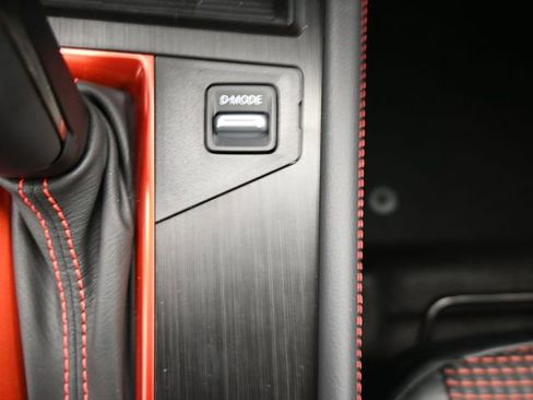 Used 2025 Nissan Kicks SR w/ SR Premium Package image 15