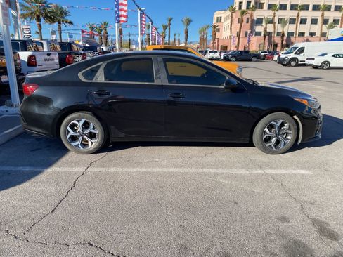 Used 2021 Kia Forte LXS image 4