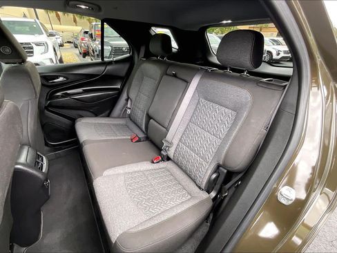 Used 2023 Chevrolet Equinox LT FWD image 25