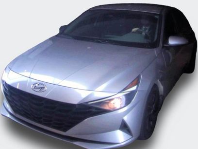 Used 2022 Hyundai Elantra SEL
