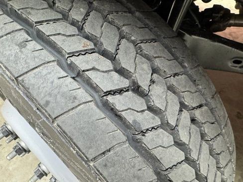 New 2026 Ford F550 image 27