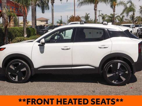 Used 2025 Nissan Kicks SR w/ SR Premium Package FWD image 5