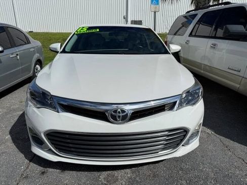 Used 2015 Toyota Avalon XLE FWD image 2
