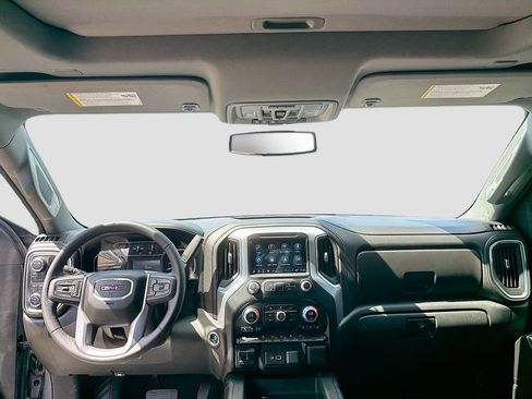 Used 2022 GMC Sierra 1500 SLT AWD/4WD image 21