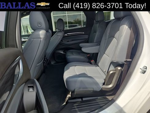 Used 2022 Buick Enclave Essence w/ Sport Touring Edition FWD image 25