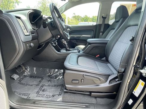 Used 2022 Chevrolet Colorado Z71 RWD image 16